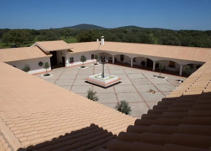 Cortijo Lomillos - La Encina 度假居 Retamal de Llerena