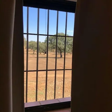 Cortijo Lomillos - La Encina Retamal de Llerena